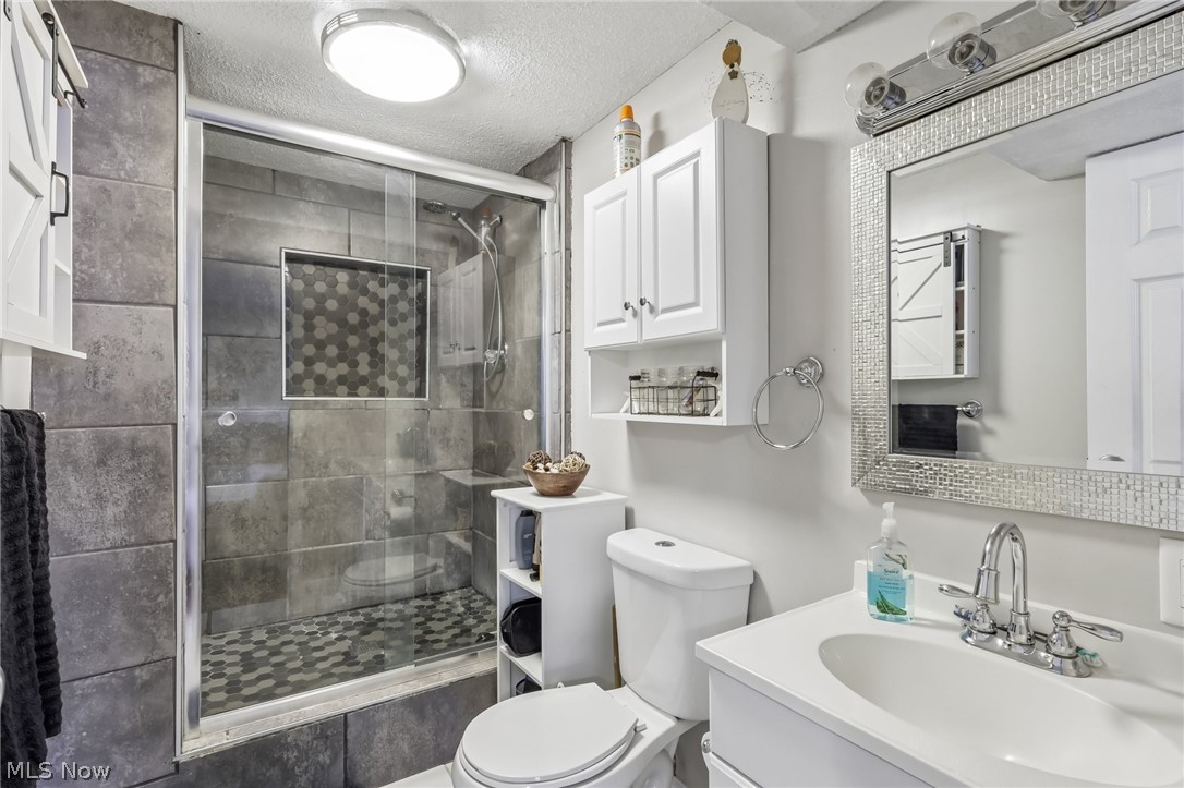 1797 Sandgate Road Madison OH 44057
