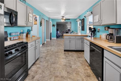 436 Bayberry Drive Elyria OH 44035