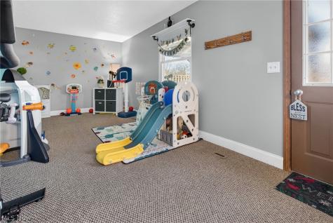 436 Bayberry Drive Elyria OH 44035
