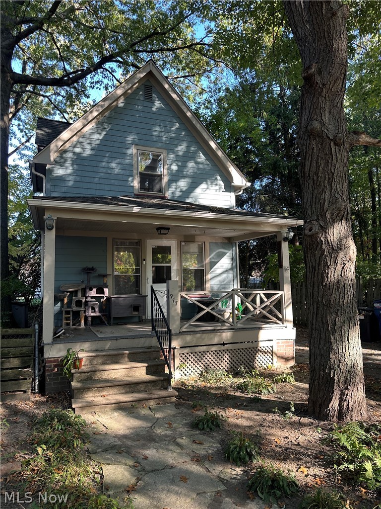947 Woodview Road Cleveland Heights OH 44121