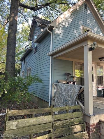 947 Woodview Road Cleveland Heights OH 44121