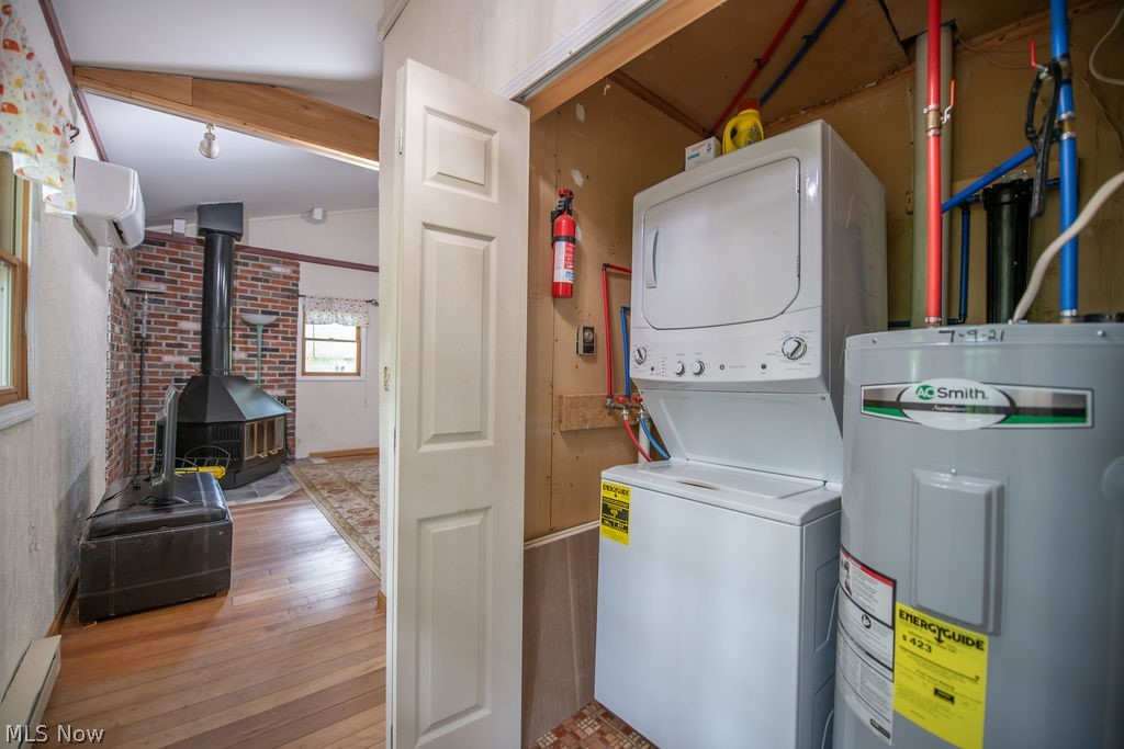 1246 Alton Drive SW Sherrodsville OH 44675