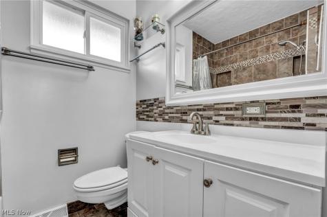 35494 Blanch Avenue Eastlake OH 44095