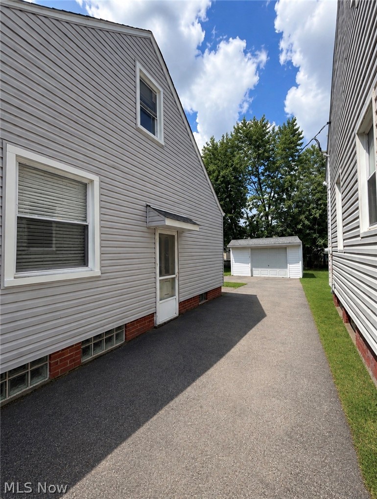 21419 Libby Road Maple Heights OH 44137
