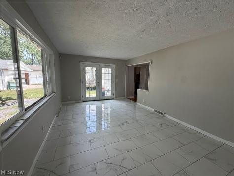 21419 Libby Road Maple Heights OH 44137