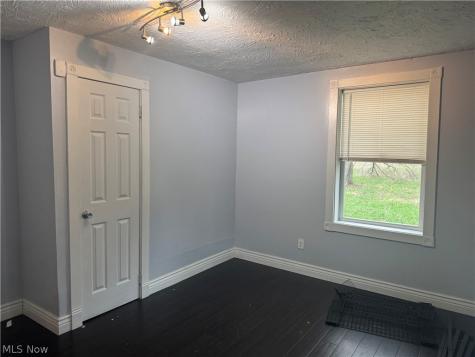 3946 Dunton Road Lorain OH 44055