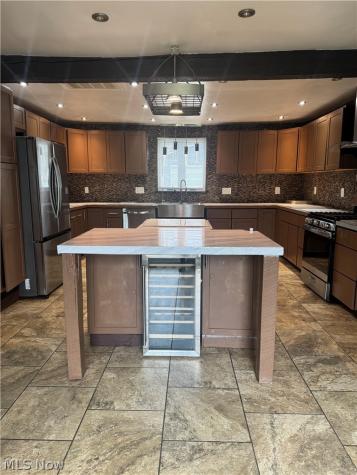 3946 Dunton Road Lorain OH 44055