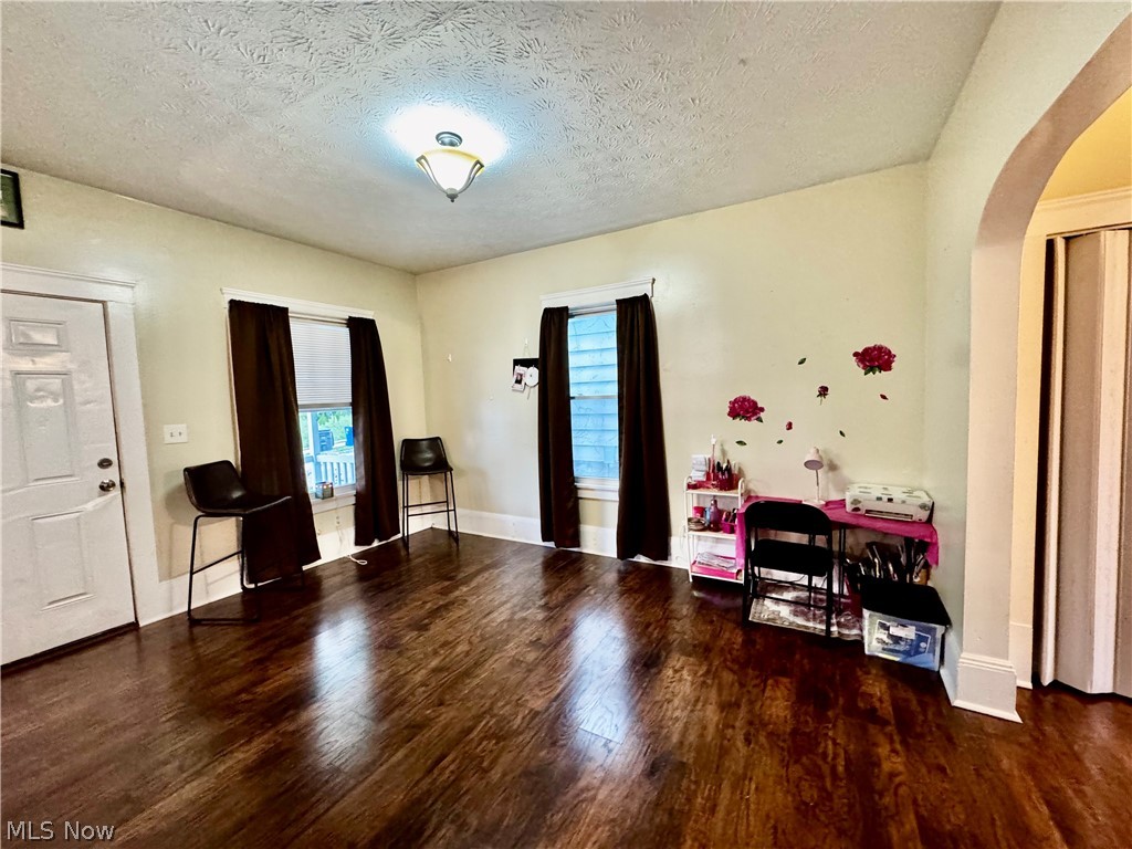3216 W 95th Street Cleveland OH 44102