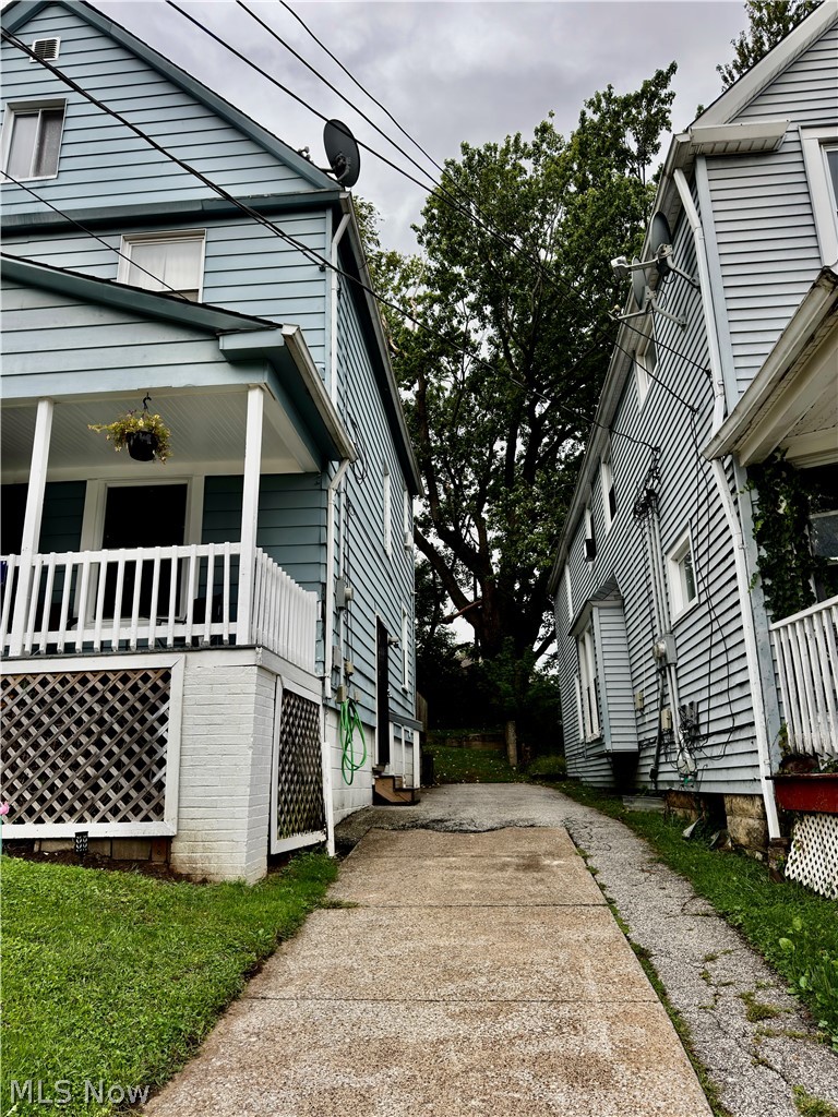 3216 W 95th Street Cleveland OH 44102