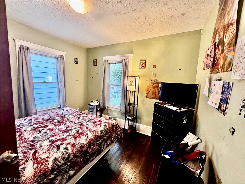 3216 W 95th Street Cleveland OH 44102