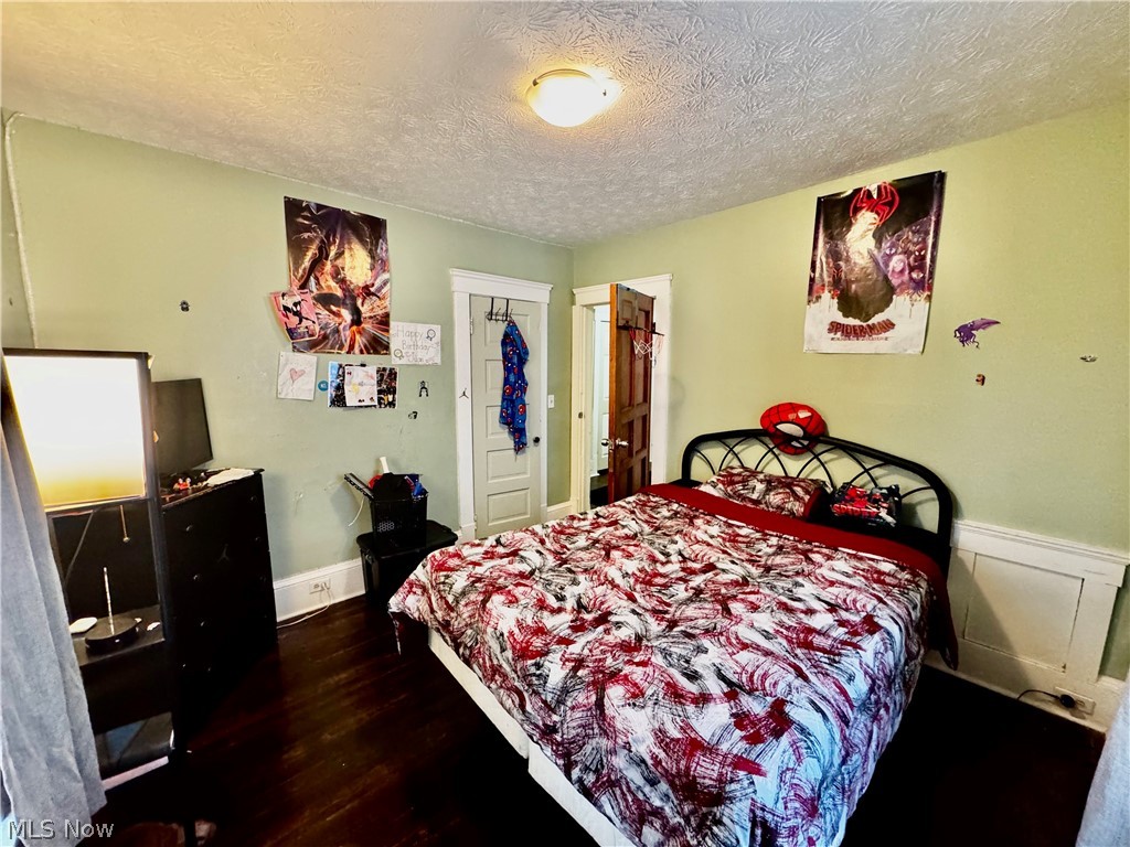 3216 W 95th Street Cleveland OH 44102