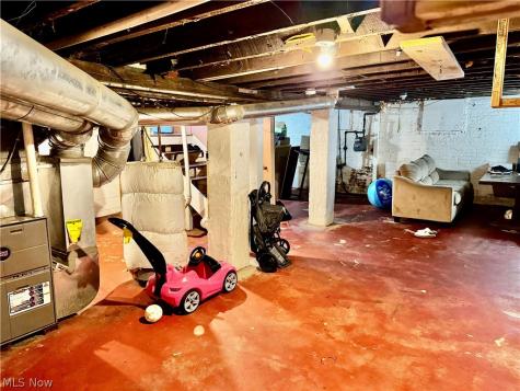 3216 W 95th Street Cleveland OH 44102
