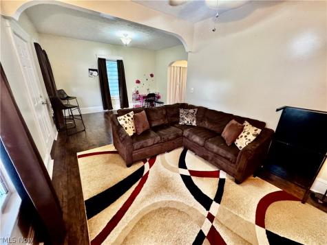 3216 W 95th Street Cleveland OH 44102