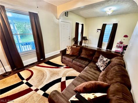 3216 W 95th Street Cleveland OH 44102