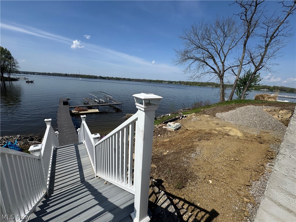 1296 NE River Road Lake Milton OH 44429