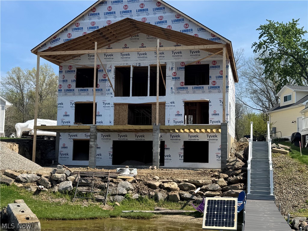 1296 NE River Road Lake Milton OH 44429
