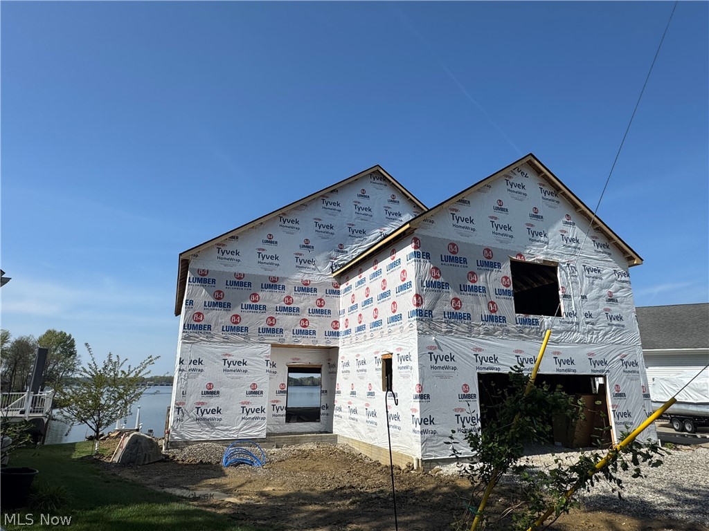 1296 NE River Road Lake Milton OH 44429