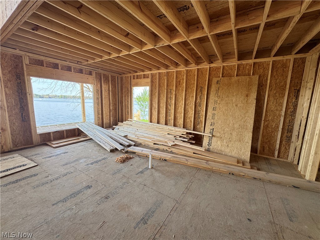 1296 NE River Road Lake Milton OH 44429