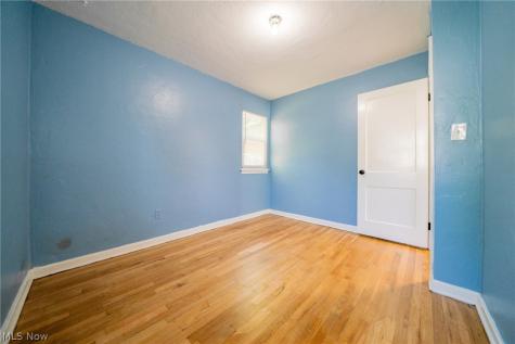 23861 Colbourne Euclid OH 44123