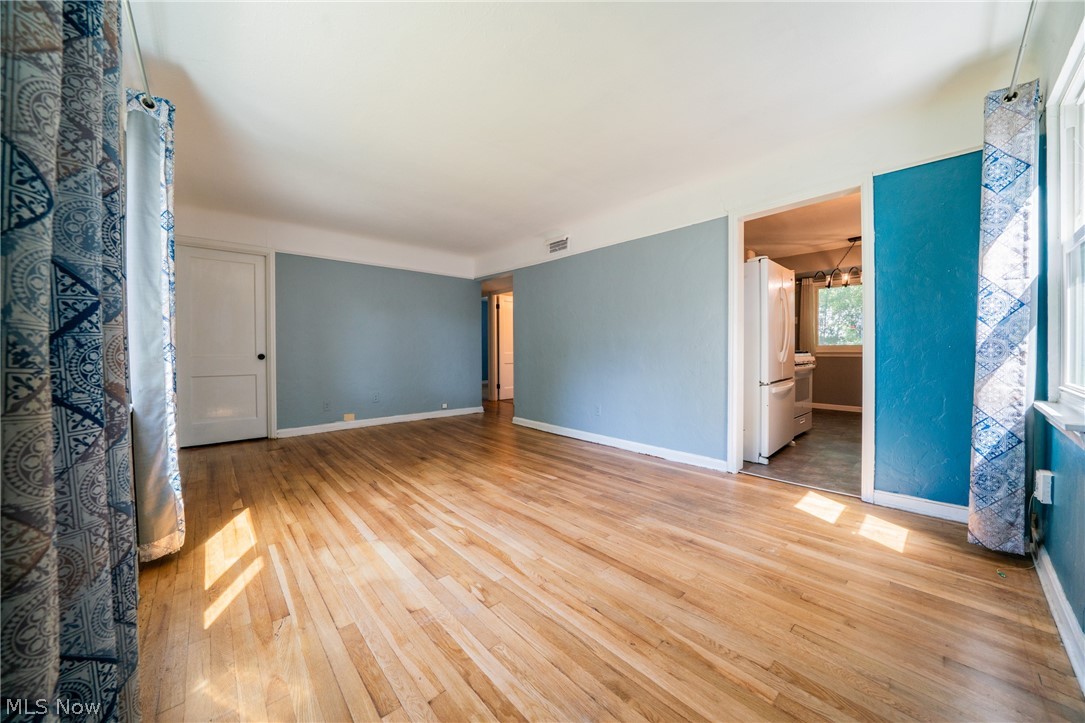 23861 Colbourne Euclid OH 44123