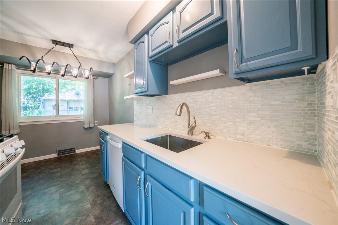 23861 Colbourne Euclid OH 44123