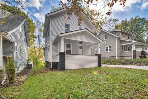 448 Allenford Street Akron OH 44314