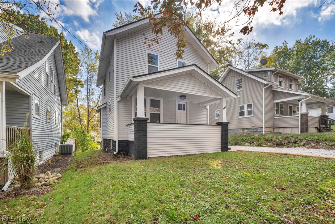 448 Allenford Street Akron OH 44314