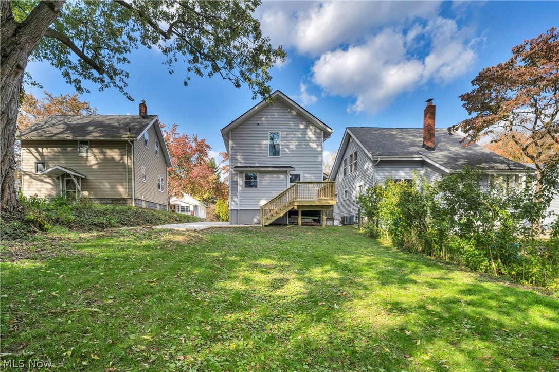 448 Allenford Street Akron OH 44314
