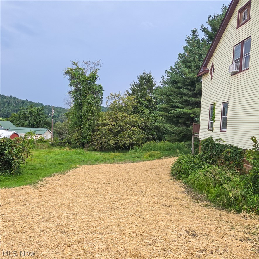 111 High Street Freeport OH 43973