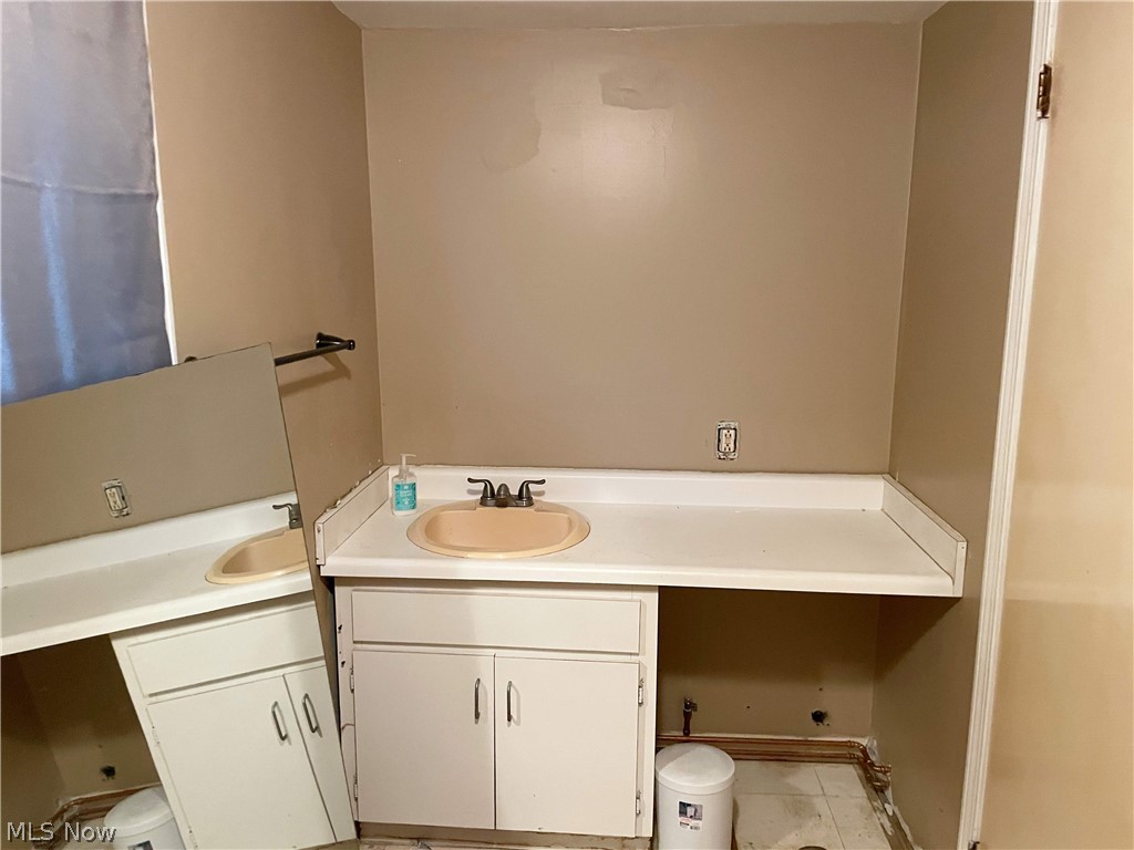 5564 Green Oak Avenue Mentor OH 44060