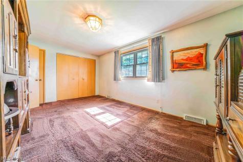 1207 Cordova Road Mayfield Heights OH 44124