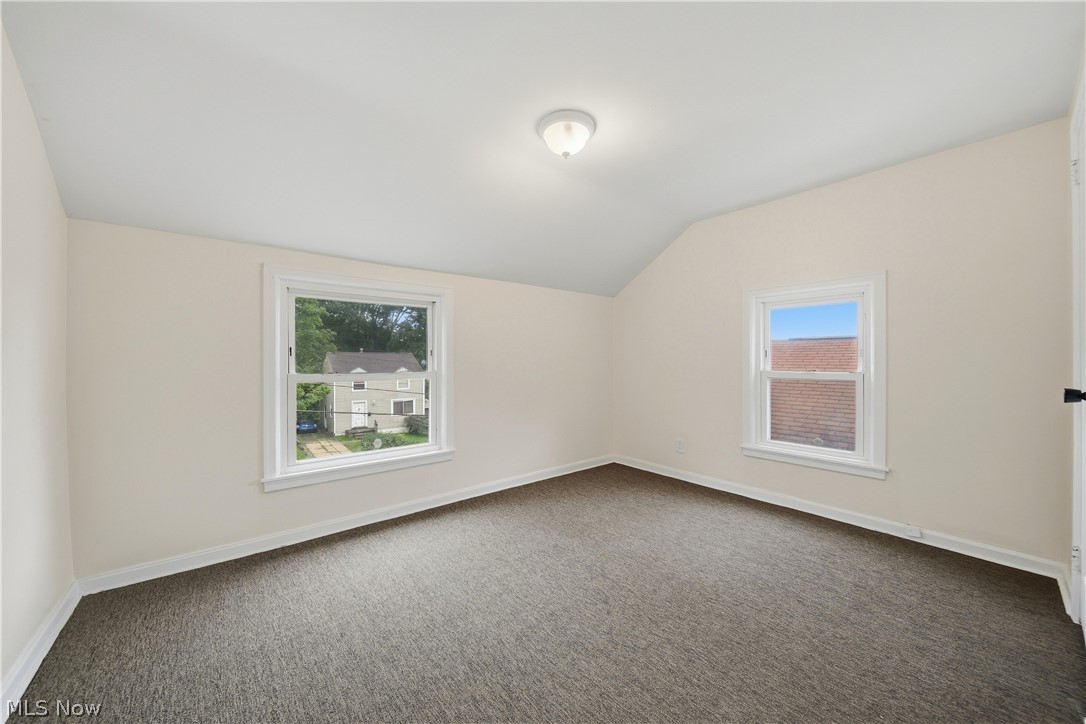 1137 Smithfarm Avenue Akron OH 44305