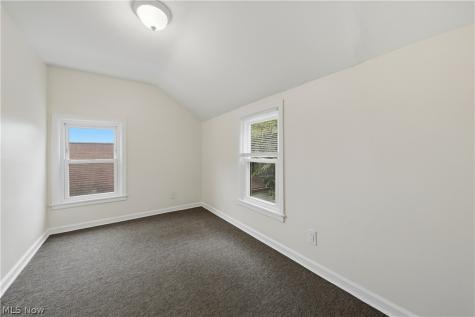 1137 Smithfarm Avenue Akron OH 44305