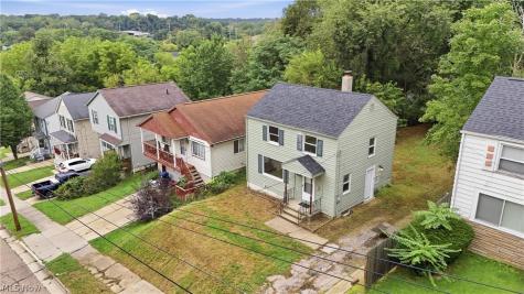 1137 Smithfarm Avenue Akron OH 44305