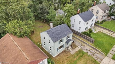 1137 Smithfarm Avenue Akron OH 44305