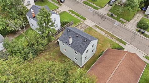 1137 Smithfarm Avenue Akron OH 44305