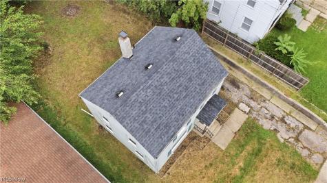 1137 Smithfarm Avenue Akron OH 44305