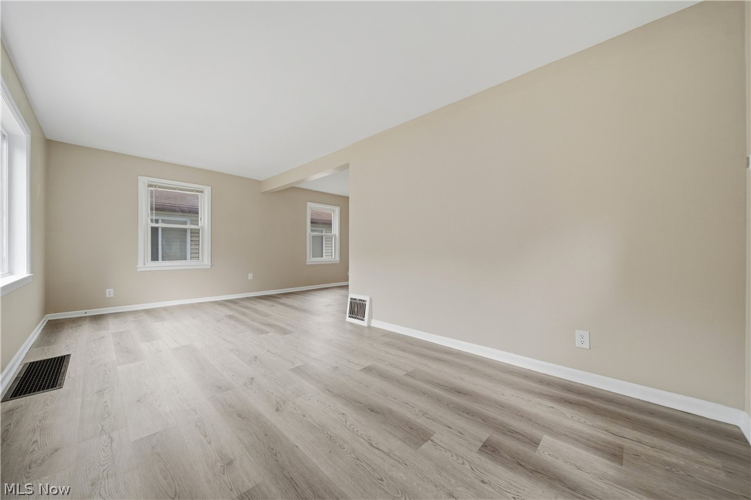 1137 Smithfarm Avenue Akron OH 44305
