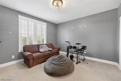 1323 Springbury Drive Uniontown OH 44685