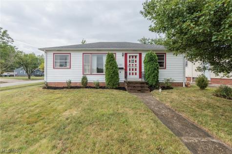 11601 Glamer Drive Parma OH 44130