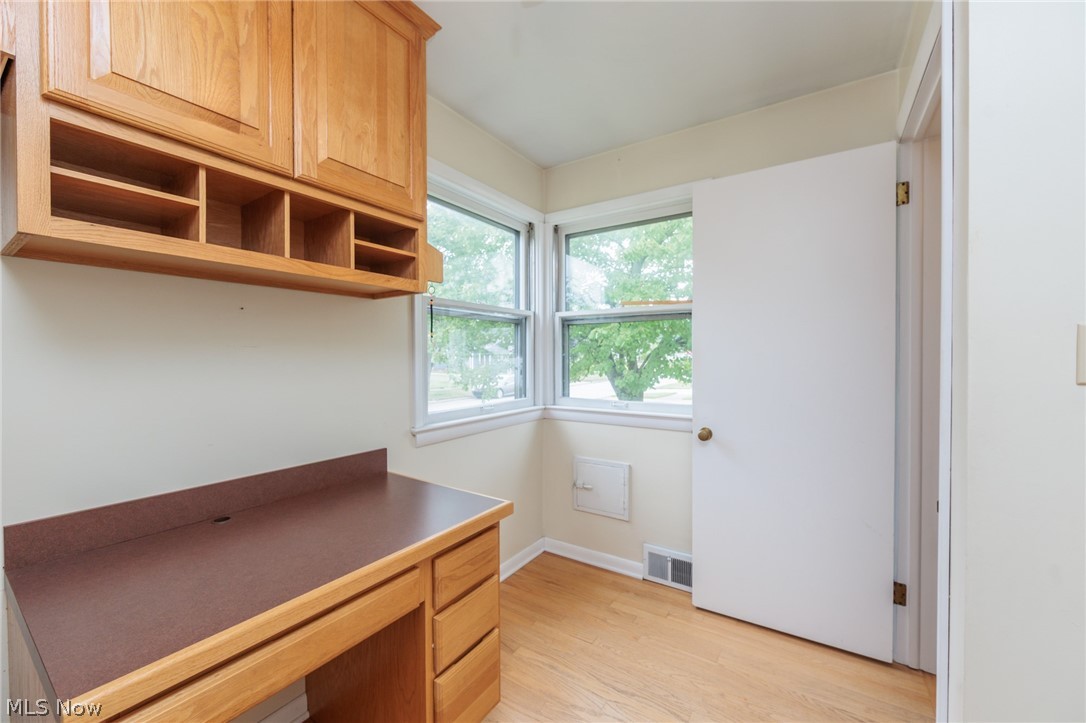 11601 Glamer Drive Parma OH 44130