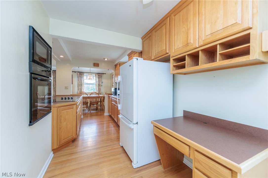 11601 Glamer Drive Parma OH 44130