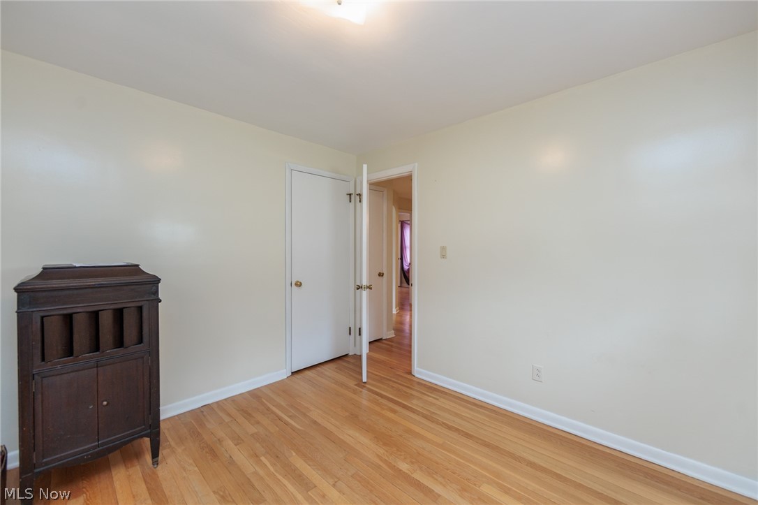 11601 Glamer Drive Parma OH 44130