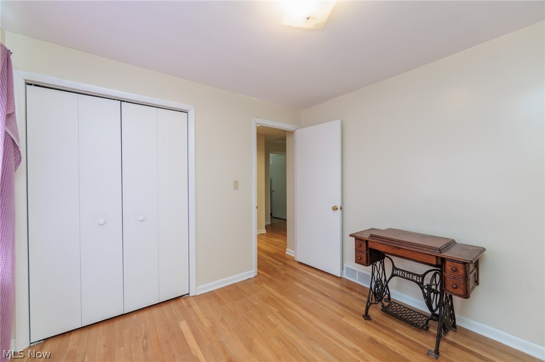11601 Glamer Drive Parma OH 44130
