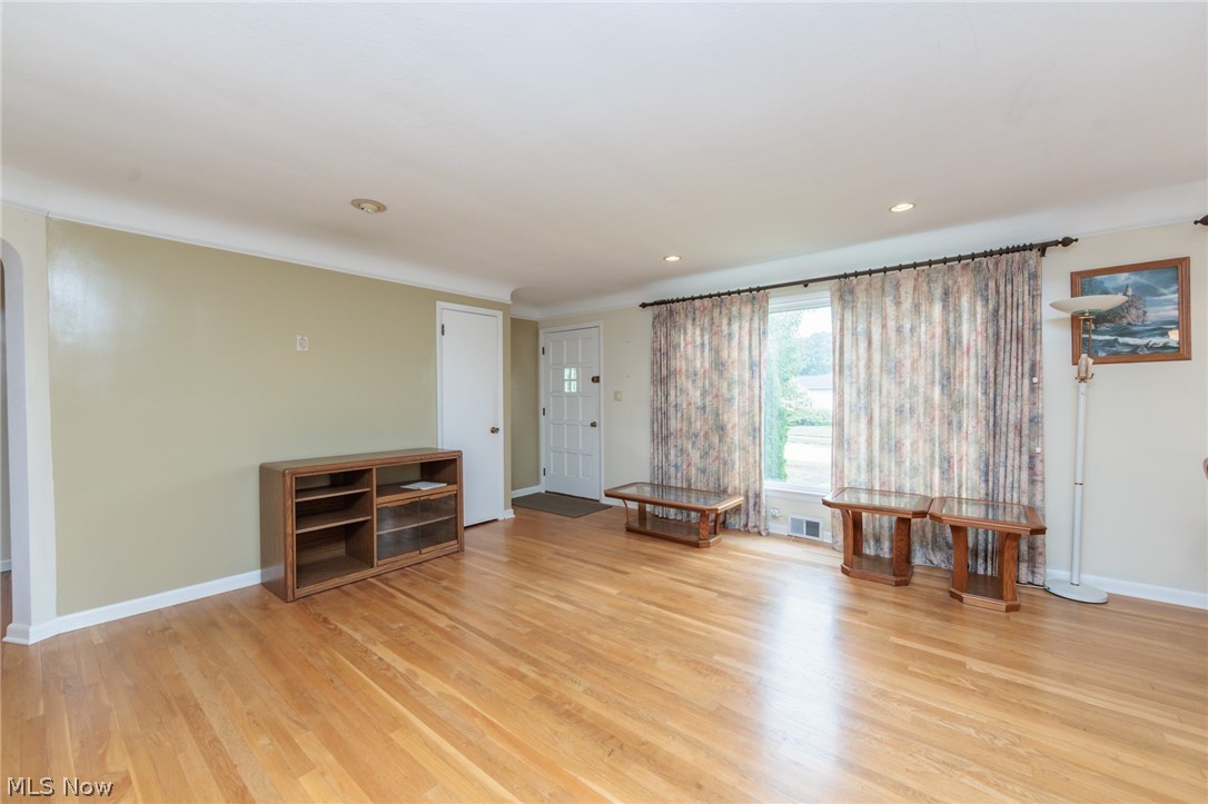 11601 Glamer Drive Parma OH 44130