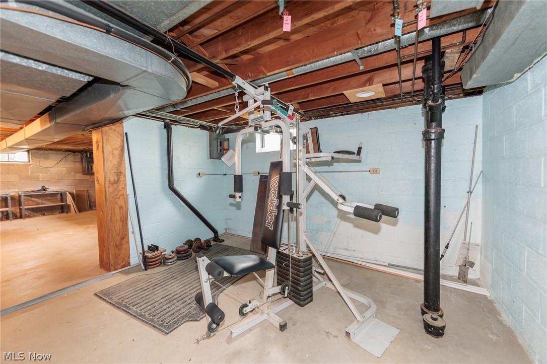 11601 Glamer Drive Parma OH 44130