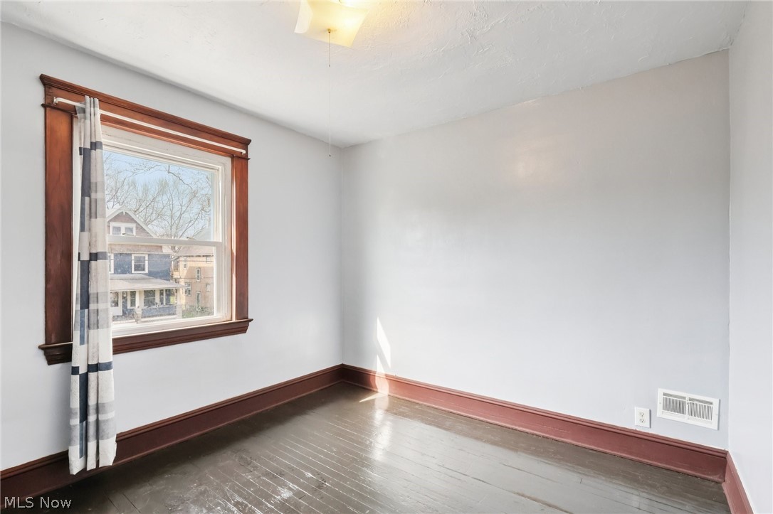 3612 Daisy Avenue Cleveland OH 44109