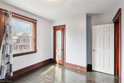 3612 Daisy Avenue Cleveland OH 44109