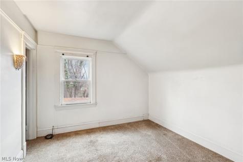 3612 Daisy Avenue Cleveland OH 44109