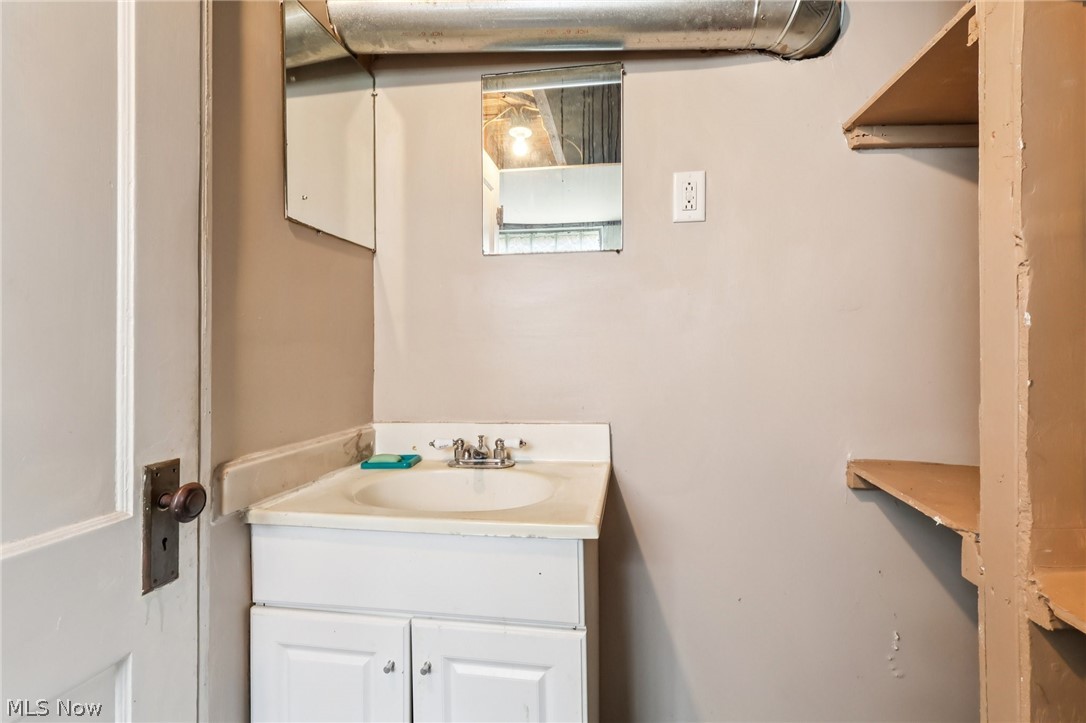 3612 Daisy Avenue Cleveland OH 44109